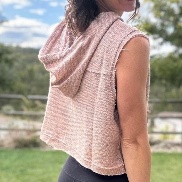 Zyia Pink Bianca Crop Hoodie - Picture 4 of 5